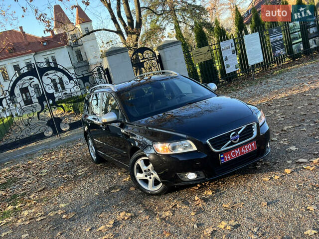 Черный Вольво В50, объемом двигателя 1.6 л и пробегом 228 тыс. км за 8999 $, фото 19 на Automoto.ua