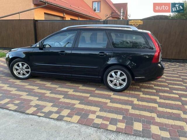 Черный Вольво В50, объемом двигателя 1.6 л и пробегом 237 тыс. км за 9100 $, фото 15 на Automoto.ua