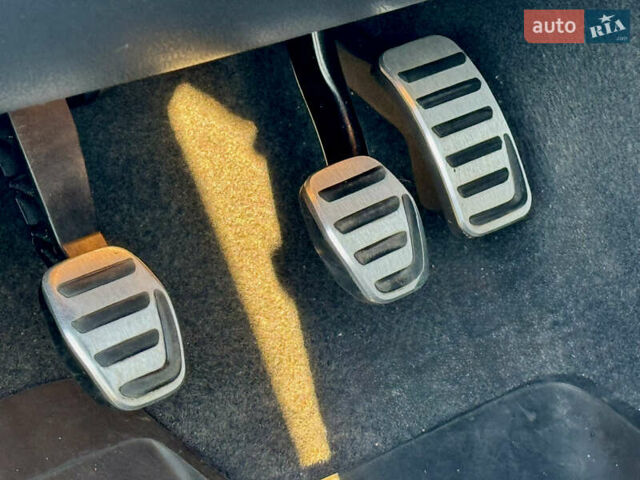 Чорний Вольво V50, об'ємом двигуна 1.56 л та пробігом 242 тис. км за 8200 $, фото 16 на Automoto.ua