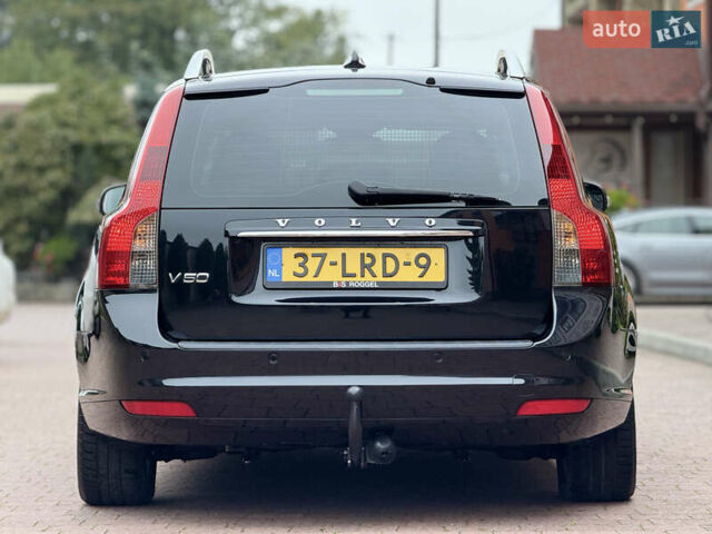 Черный Вольво В50, объемом двигателя 1.6 л и пробегом 244 тыс. км за 8850 $, фото 9 на Automoto.ua