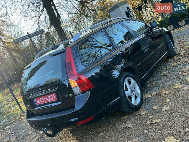 Черный Вольво В50, объемом двигателя 1.6 л и пробегом 228 тыс. км за 8999 $, фото 27 на Automoto.ua