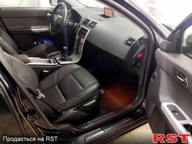 Чорний Вольво V50, об'ємом двигуна 1.6 л та пробігом 192 тис. км за 8750 $, фото 5 на Automoto.ua