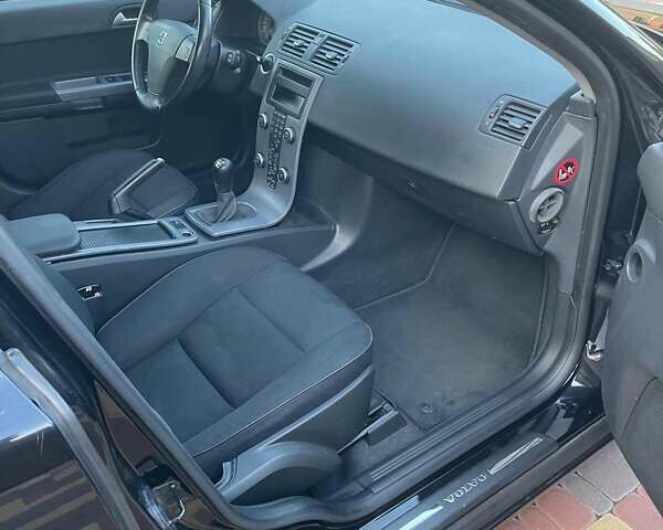 Чорний Вольво V50, об'ємом двигуна 1.6 л та пробігом 236 тис. км за 9100 $, фото 19 на Automoto.ua