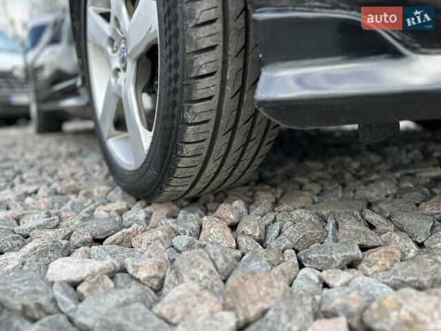 Черный Вольво В50, объемом двигателя 1.6 л и пробегом 189 тыс. км за 8000 $, фото 17 на Automoto.ua