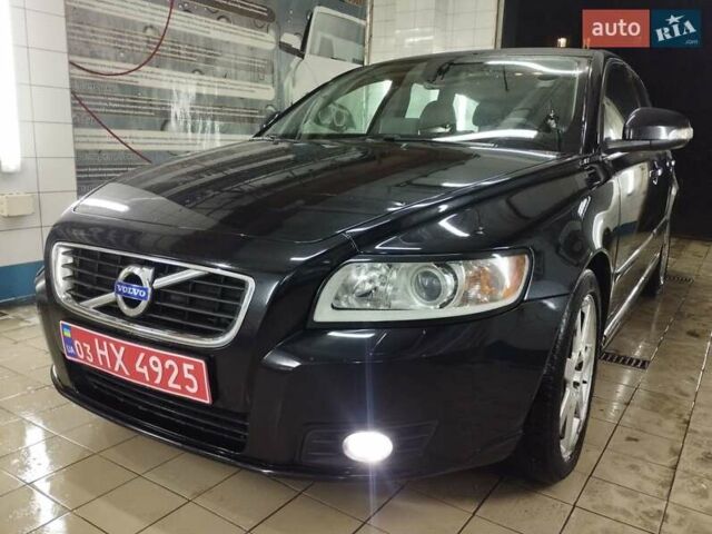 Чорний Вольво V50, об'ємом двигуна 1.6 л та пробігом 192 тис. км за 8750 $, фото 6 на Automoto.ua