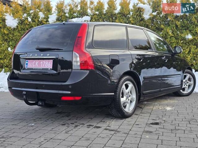 Черный Вольво В50, объемом двигателя 1.6 л и пробегом 192 тыс. км за 8599 $, фото 82 на Automoto.ua