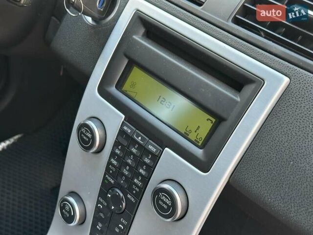 Черный Вольво В50, объемом двигателя 1.6 л и пробегом 235 тыс. км за 8590 $, фото 24 на Automoto.ua
