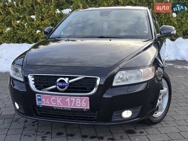 Черный Вольво В50, объемом двигателя 1.6 л и пробегом 192 тыс. км за 8599 $, фото 4 на Automoto.ua
