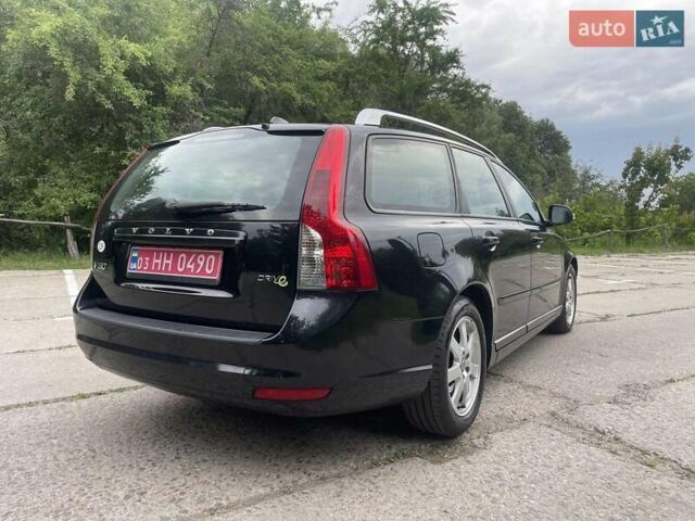Черный Вольво В50, объемом двигателя 1.6 л и пробегом 231 тыс. км за 9350 $, фото 9 на Automoto.ua
