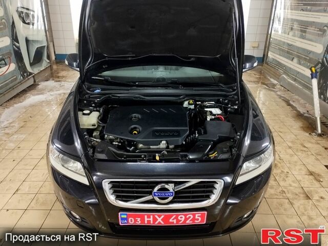 Чорний Вольво V50, об'ємом двигуна 1.6 л та пробігом 192 тис. км за 8750 $, фото 9 на Automoto.ua