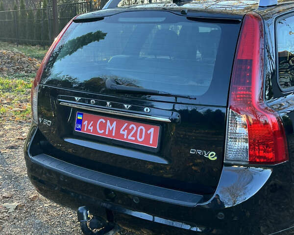 Черный Вольво В50, объемом двигателя 1.6 л и пробегом 228 тыс. км за 8999 $, фото 29 на Automoto.ua