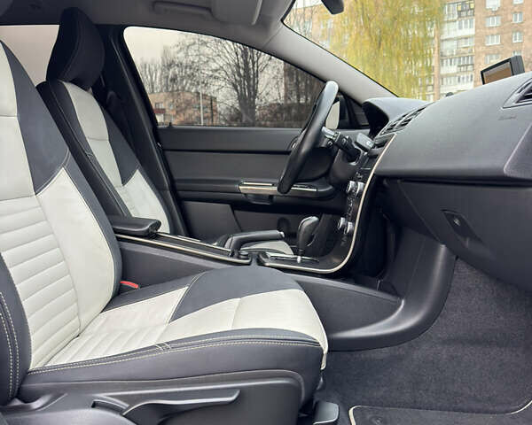 Черный Вольво В50, объемом двигателя 2 л и пробегом 167 тыс. км за 11700 $, фото 42 на Automoto.ua