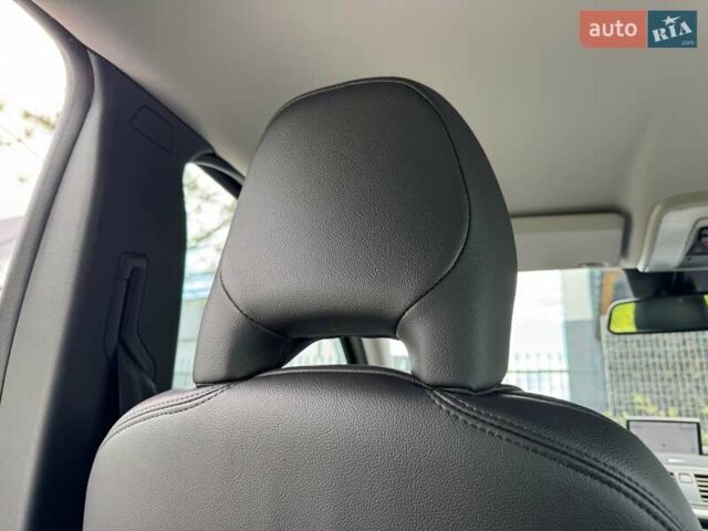 Черный Вольво В50, объемом двигателя 1.6 л и пробегом 236 тыс. км за 8650 $, фото 94 на Automoto.ua