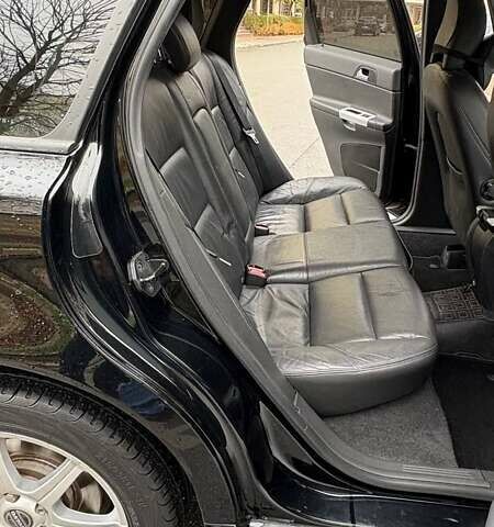 Черный Вольво В50, объемом двигателя 1.6 л и пробегом 320 тыс. км за 7800 $, фото 18 на Automoto.ua