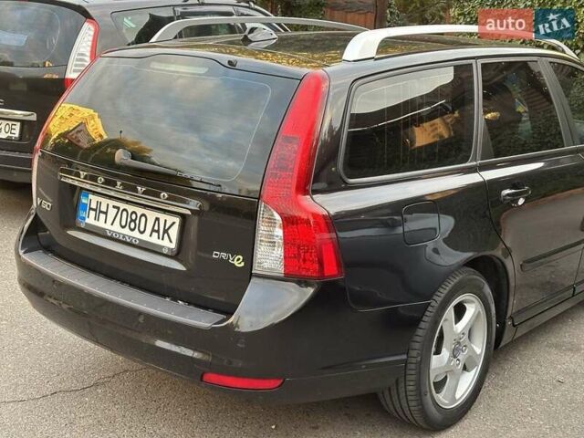 Чорний Вольво V50, об'ємом двигуна 1.56 л та пробігом 276 тис. км за 8750 $, фото 9 на Automoto.ua