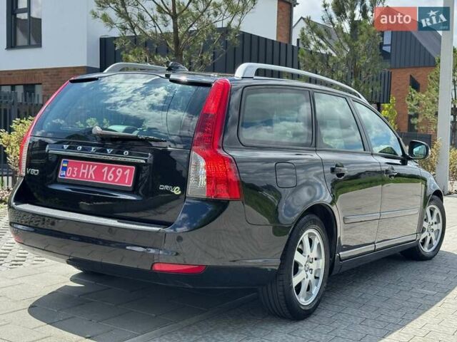 Черный Вольво В50, объемом двигателя 1.6 л и пробегом 236 тыс. км за 8650 $, фото 16 на Automoto.ua