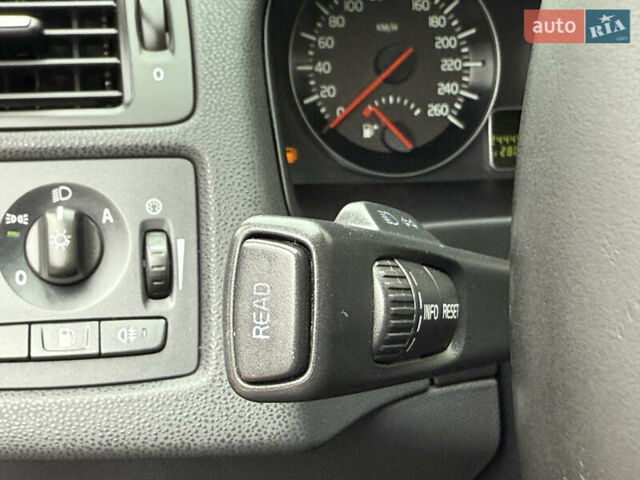 Черный Вольво В50, объемом двигателя 1.6 л и пробегом 244 тыс. км за 8850 $, фото 51 на Automoto.ua