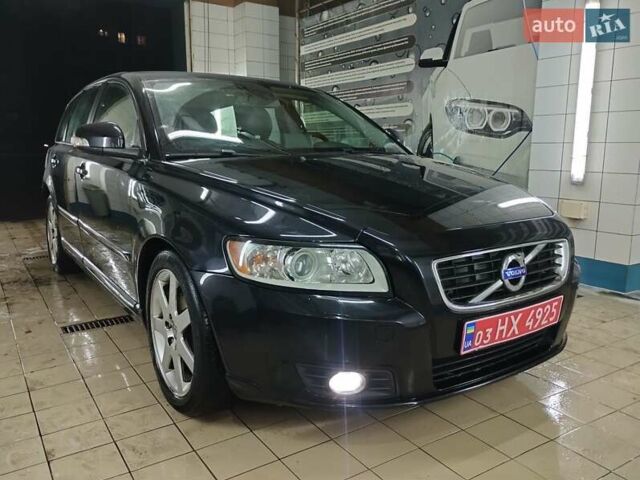 Чорний Вольво V50, об'ємом двигуна 1.6 л та пробігом 192 тис. км за 8750 $, фото 5 на Automoto.ua