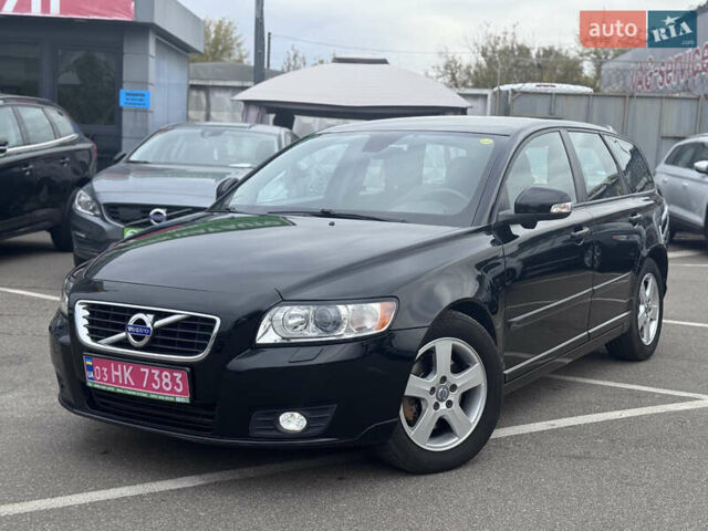 Черный Вольво В50, объемом двигателя 2 л и пробегом 200 тыс. км за 11300 $, фото 10 на Automoto.ua