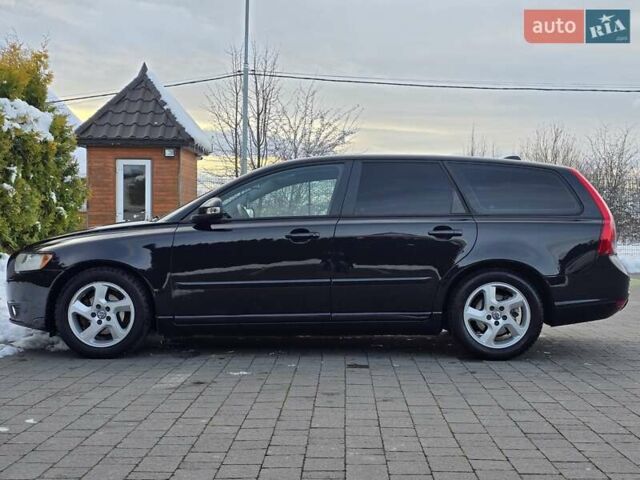 Черный Вольво В50, объемом двигателя 1.6 л и пробегом 192 тыс. км за 8599 $, фото 101 на Automoto.ua