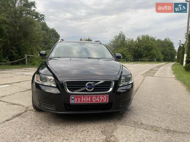 Черный Вольво В50, объемом двигателя 1.6 л и пробегом 231 тыс. км за 9350 $, фото 13 на Automoto.ua