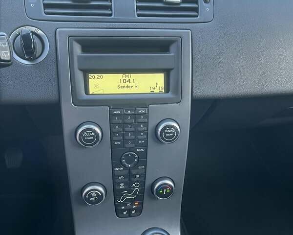 Черный Вольво В50, объемом двигателя 1.6 л и пробегом 237 тыс. км за 9100 $, фото 28 на Automoto.ua