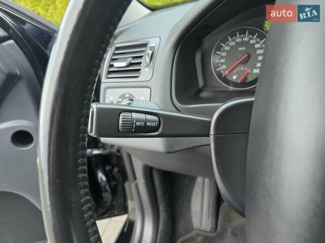 Черный Вольво В50, объемом двигателя 1.6 л и пробегом 192 тыс. км за 8599 $, фото 60 на Automoto.ua