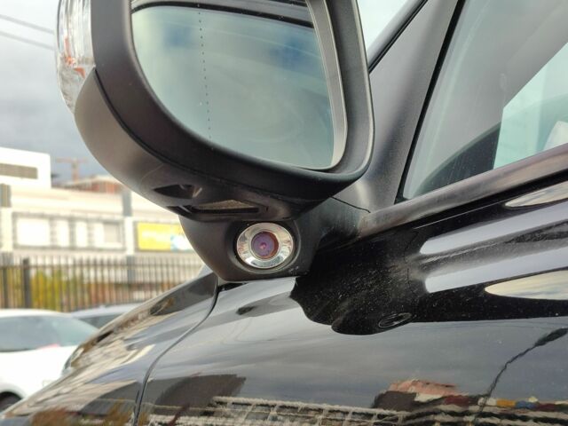 Черный Вольво В50, объемом двигателя 2 л и пробегом 200 тыс. км за 11299 $, фото 2 на Automoto.ua