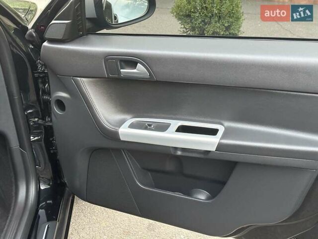 Чорний Вольво V50, об'ємом двигуна 1.56 л та пробігом 276 тис. км за 8750 $, фото 12 на Automoto.ua