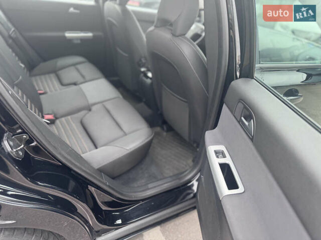 Черный Вольво В50, объемом двигателя 2 л и пробегом 200 тыс. км за 11300 $, фото 25 на Automoto.ua