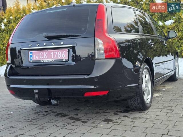 Черный Вольво В50, объемом двигателя 1.6 л и пробегом 192 тыс. км за 8599 $, фото 112 на Automoto.ua