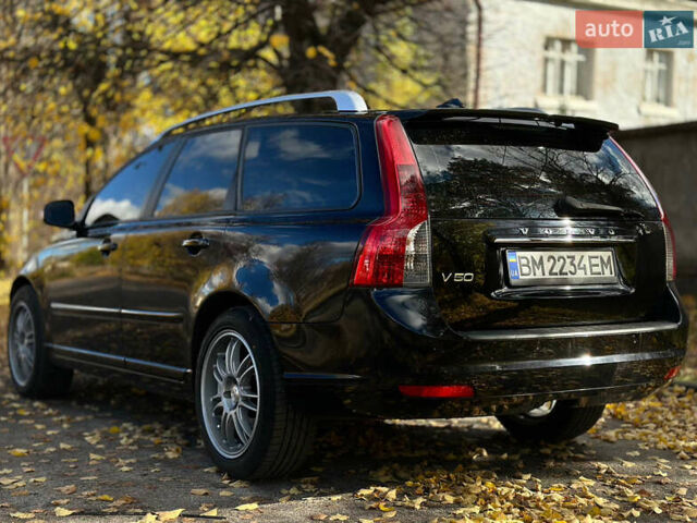 Черный Вольво В50, объемом двигателя 1.6 л и пробегом 255 тыс. км за 9200 $, фото 2 на Automoto.ua