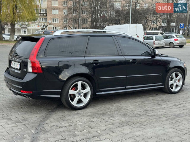 Черный Вольво В50, объемом двигателя 2 л и пробегом 167 тыс. км за 11700 $, фото 29 на Automoto.ua