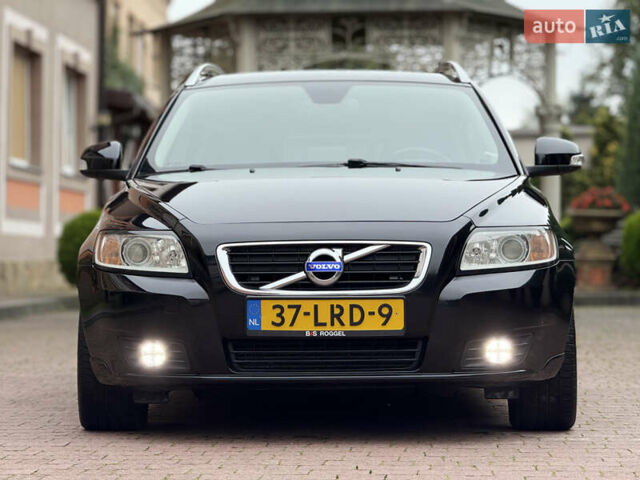 Чорний Вольво V50, об'ємом двигуна 1.6 л та пробігом 242 тис. км за 8900 $, фото 4 на Automoto.ua