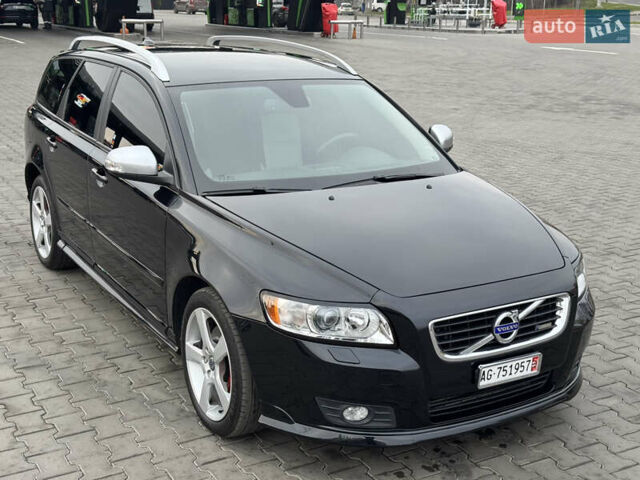 Черный Вольво В50, объемом двигателя 2 л и пробегом 167 тыс. км за 11700 $, фото 3 на Automoto.ua