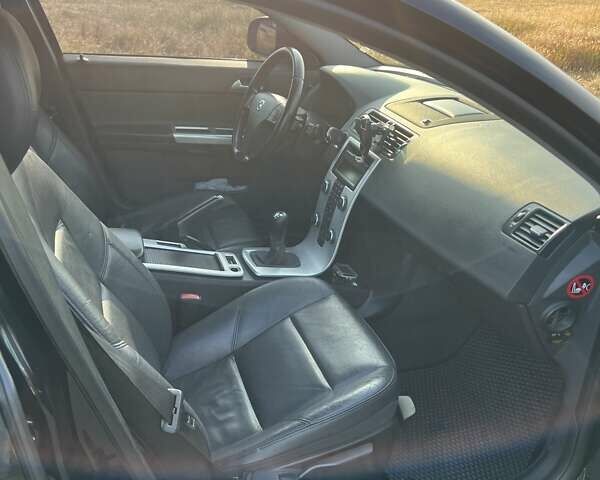 Черный Вольво В50, объемом двигателя 1.6 л и пробегом 240 тыс. км за 8600 $, фото 6 на Automoto.ua