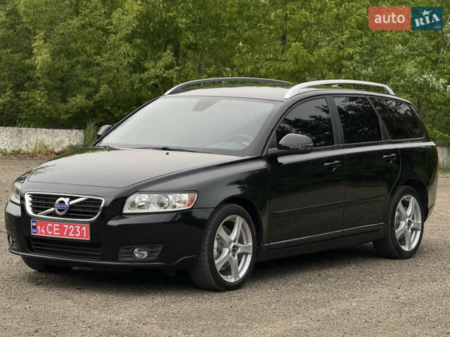 Черный Вольво В50, объемом двигателя 1.6 л и пробегом 223 тыс. км за 8500 $, фото 16 на Automoto.ua