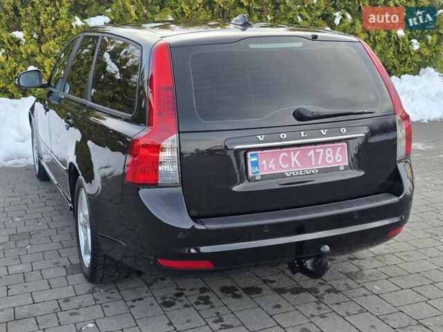 Черный Вольво В50, объемом двигателя 1.6 л и пробегом 192 тыс. км за 8599 $, фото 104 на Automoto.ua