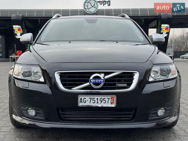 Черный Вольво В50, объемом двигателя 2 л и пробегом 167 тыс. км за 11700 $, фото 8 на Automoto.ua