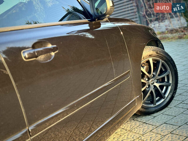 Черный Вольво В50, объемом двигателя 1.6 л и пробегом 259 тыс. км за 7800 $, фото 20 на Automoto.ua