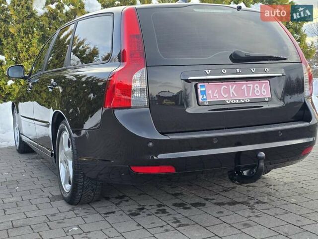 Черный Вольво В50, объемом двигателя 1.6 л и пробегом 192 тыс. км за 8599 $, фото 114 на Automoto.ua
