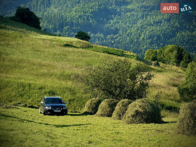 Чорний Вольво V50, об'ємом двигуна 1.56 л та пробігом 242 тис. км за 8200 $, фото 29 на Automoto.ua
