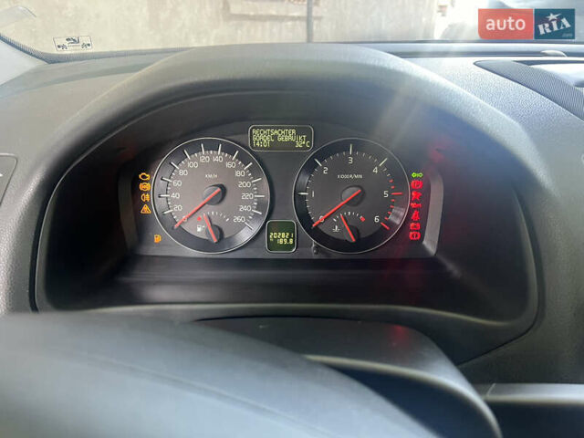 Чорний Вольво V50, об'ємом двигуна 1.6 л та пробігом 202 тис. км за 8999 $, фото 9 на Automoto.ua