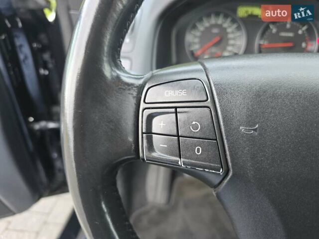 Черный Вольво В50, объемом двигателя 1.6 л и пробегом 192 тыс. км за 8599 $, фото 62 на Automoto.ua