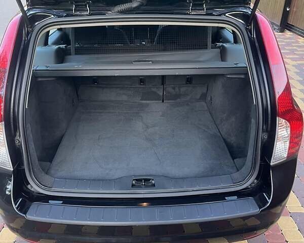 Черный Вольво В50, объемом двигателя 1.6 л и пробегом 237 тыс. км за 9100 $, фото 18 на Automoto.ua