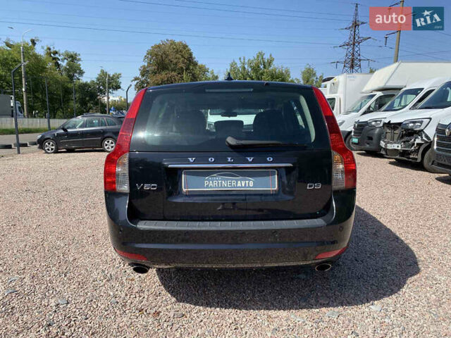 Чорний Вольво V50, об'ємом двигуна 2 л та пробігом 215 тис. км за 8850 $, фото 4 на Automoto.ua