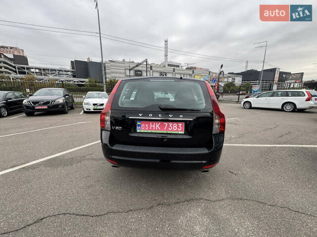 Черный Вольво В50, объемом двигателя 2 л и пробегом 200 тыс. км за 11300 $, фото 48 на Automoto.ua