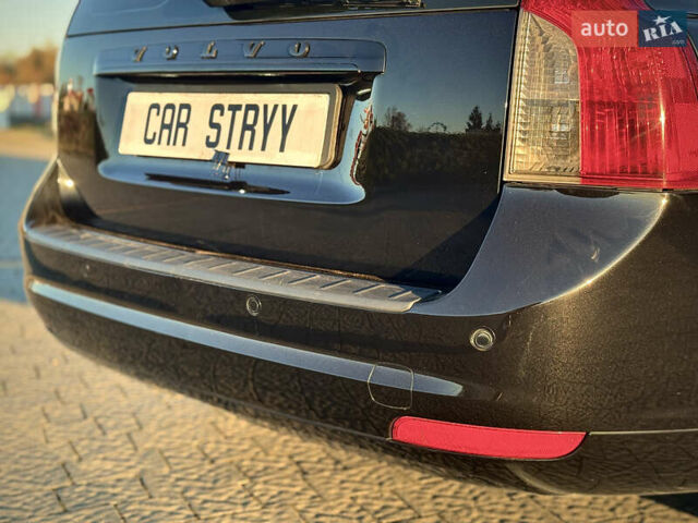 Черный Вольво В50, объемом двигателя 1.6 л и пробегом 259 тыс. км за 7800 $, фото 19 на Automoto.ua