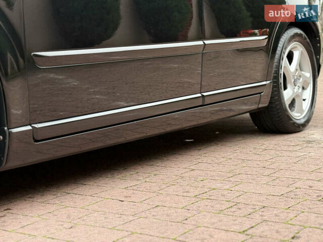 Черный Вольво В50, объемом двигателя 1.6 л и пробегом 244 тыс. км за 8850 $, фото 34 на Automoto.ua