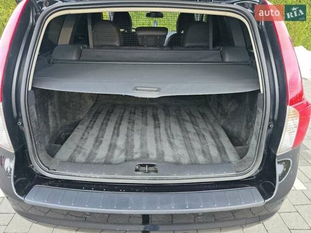 Черный Вольво В50, объемом двигателя 1.6 л и пробегом 192 тыс. км за 8599 $, фото 42 на Automoto.ua